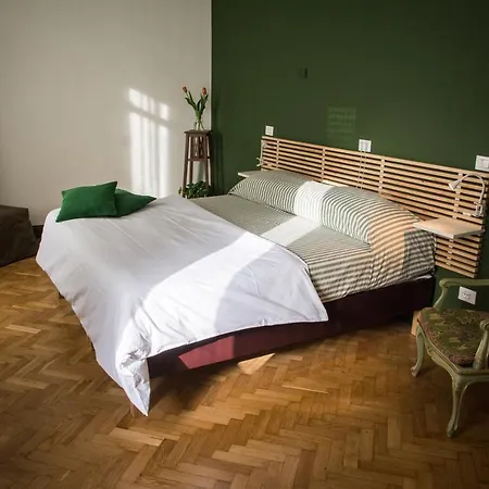 Casabona1910 Gæstehus Vercelli